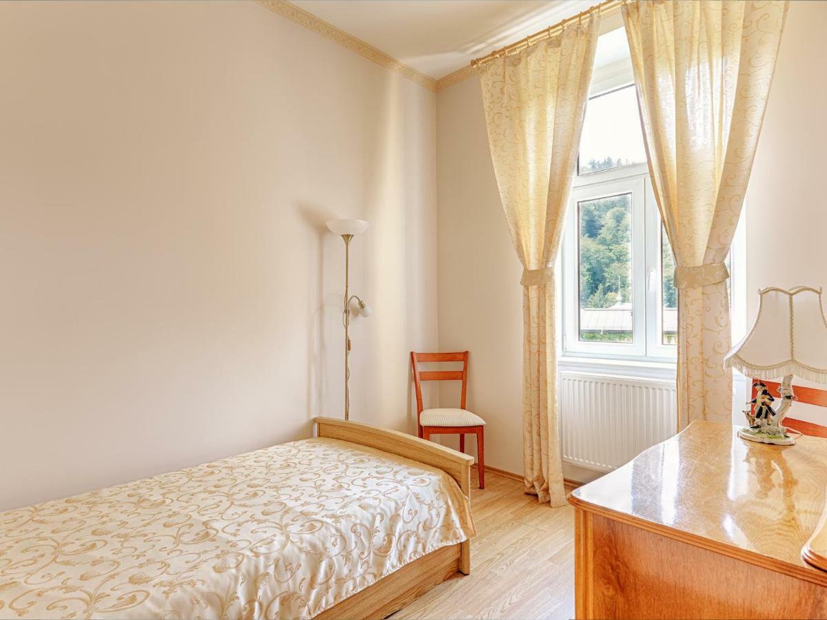 Lyra Apartments Karlsbad Exteriör bild