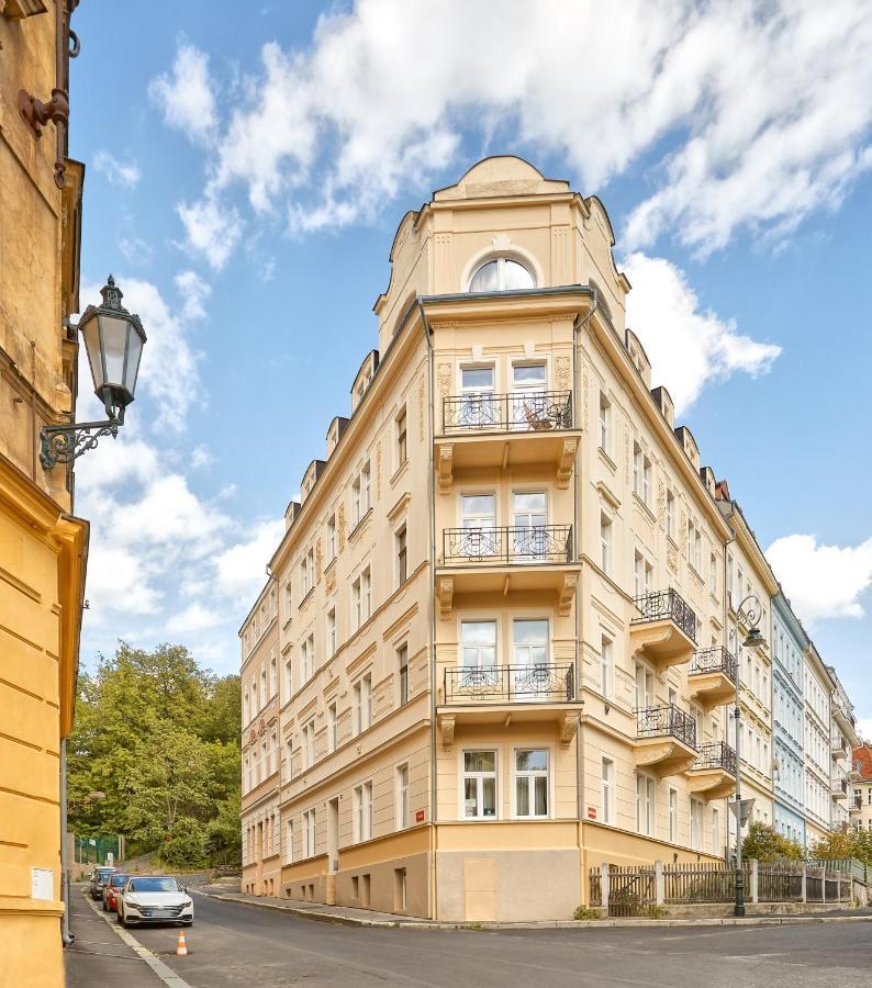 Lyra Apartments Karlsbad Exteriör bild